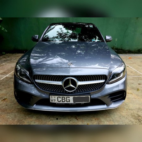 Mercedes Benz C200 AMG Premium + Saloon 2018 For Sale In Bandaragama