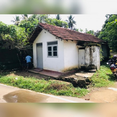 Land With House Sale In - Galle.
