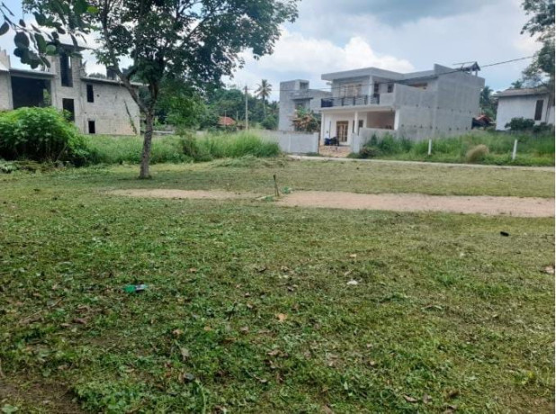 Land For Sale In Gampaha[Udugampola]