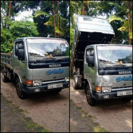 Nissan Atlas tipper 1995 Lorry for sale Colombo Homagama