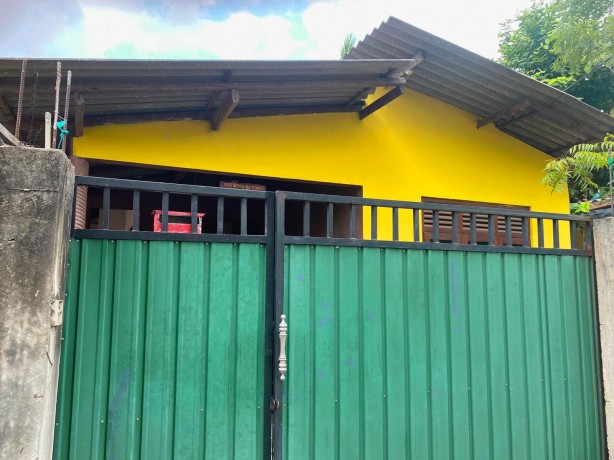 House For Sale in Piliyandala.