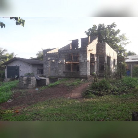 Land with Half Built House Sale in - Pasyala.