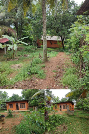 Meegoda Nagahawatta Land with House