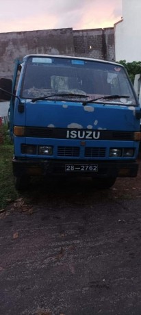 ISUZU Lorry For Sale In Colombo
