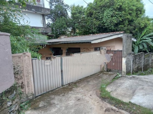 House with Land for Sale in Wattala Alwis Town